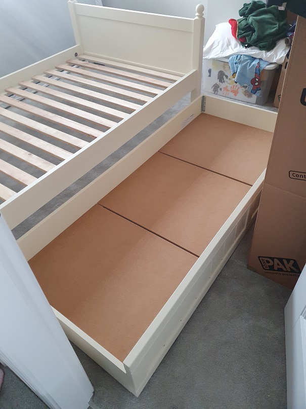 Cornwall Bed from Little-Folks built, Cargo range