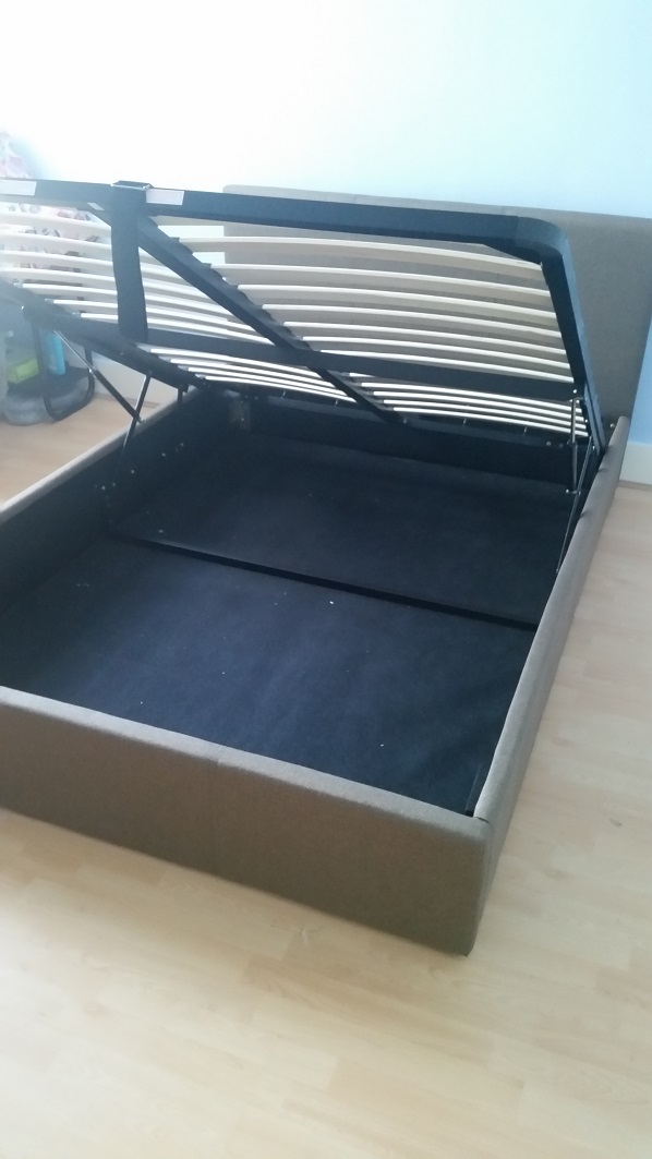 Lanarkshire Ottoman-Bed from Gen built, Gen range